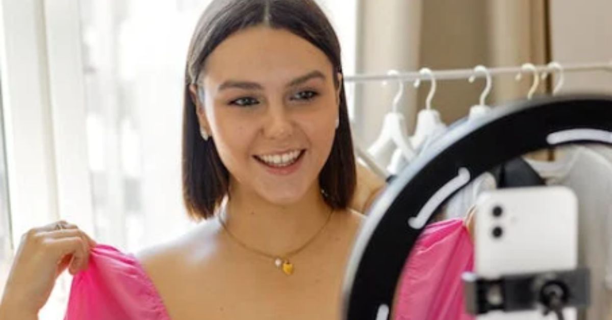 From Fashionista to Entrepreneur: Live-Selling Secrets